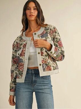 Jacquard Floral Cropped Jacket NWT | AnnieWear | L